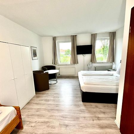 Hotel Zum Ruecking Northeim Buitenkant foto