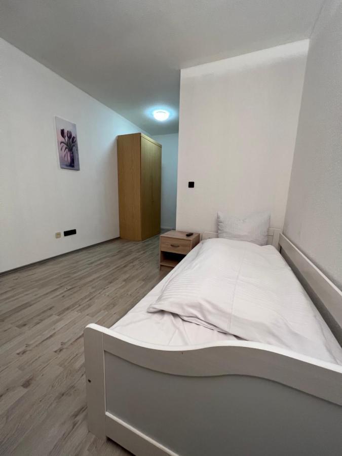 Hotel Zum Ruecking Northeim Buitenkant foto