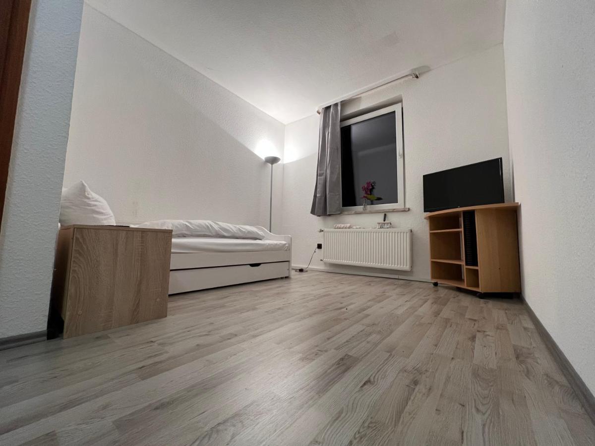 Hotel Zum Ruecking Northeim Buitenkant foto