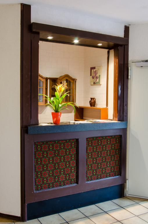 Hotel Zum Ruecking Northeim Buitenkant foto